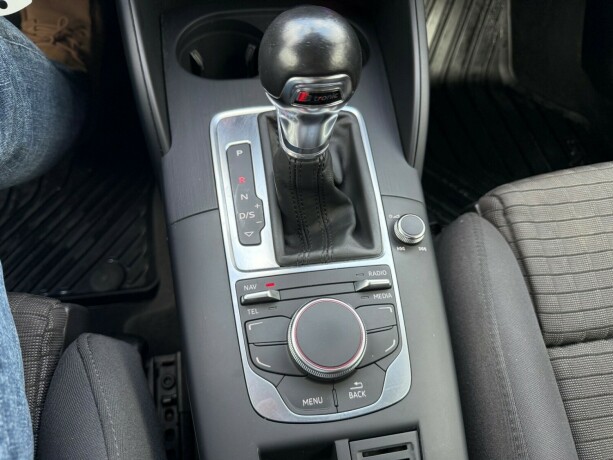 audi-a3-bensin-2013-big-15
