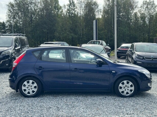 hyundai-i30-bensin-2008-big-7