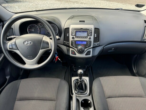 hyundai-i30-bensin-2008-big-14