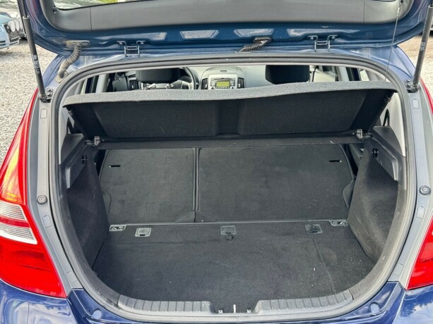 hyundai-i30-bensin-2008-big-13