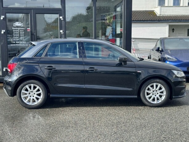 audi-a1-bensin-2018-big-3