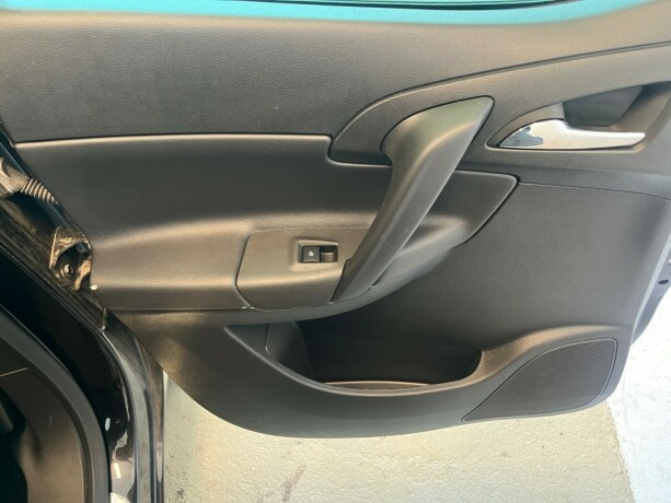 opel-meriva-diesel-2010-big-22