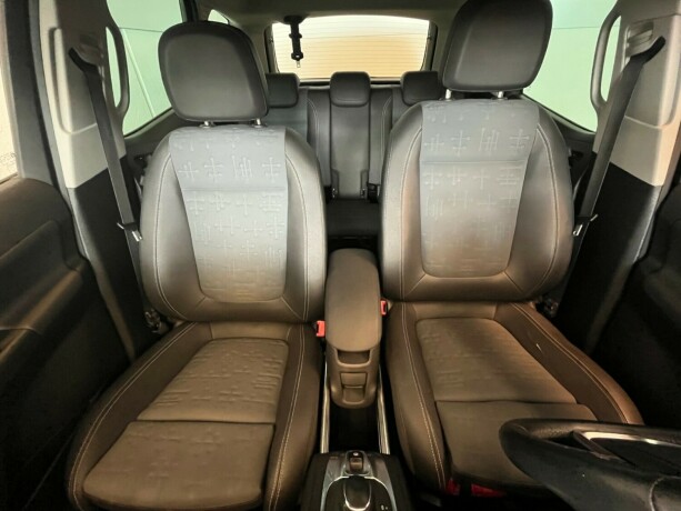 opel-meriva-diesel-2010-big-21