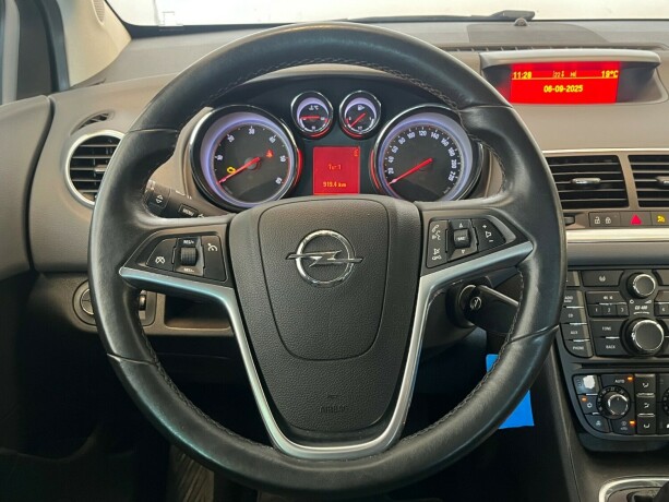opel-meriva-diesel-2010-big-9