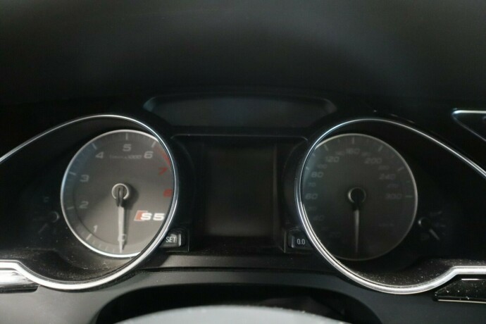 audi-s5-bensin-2012-big-30