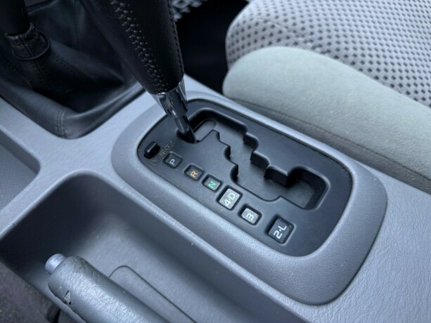 toyota-hilux-diesel-2009-big-23
