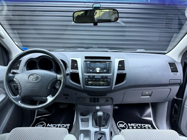 toyota-hilux-diesel-2009-big-10