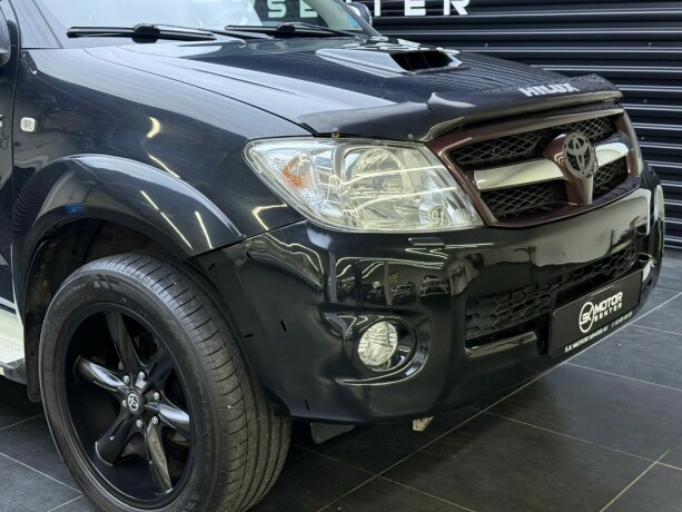 toyota-hilux-diesel-2009-big-2