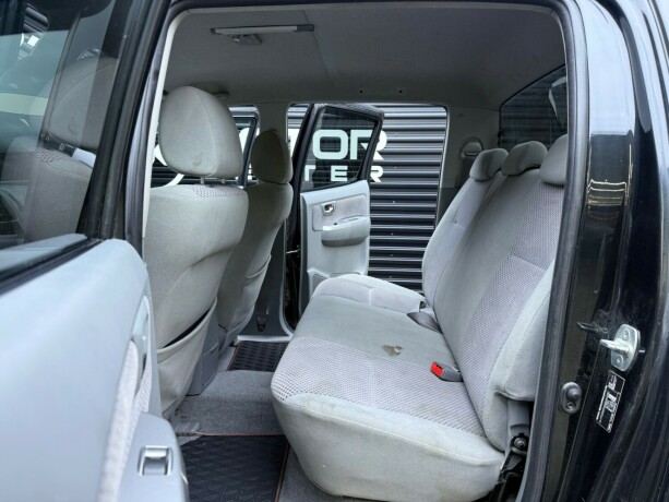 toyota-hilux-diesel-2009-big-26
