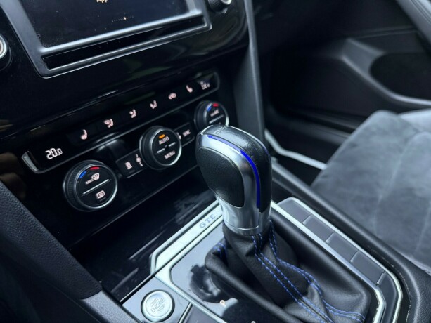 volkswagen-passat-elektrisitetbensin-2016-big-22
