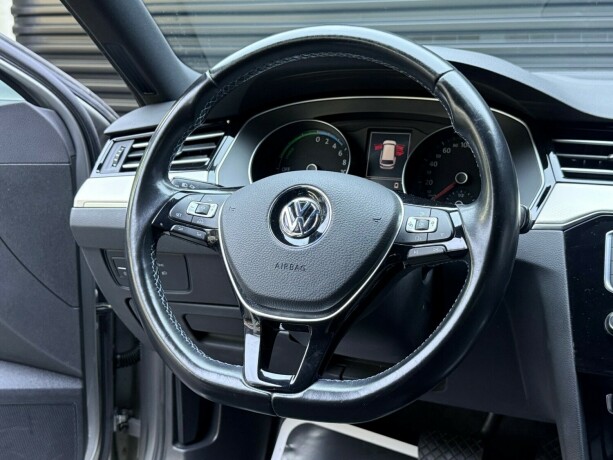 volkswagen-passat-elektrisitetbensin-2016-big-10