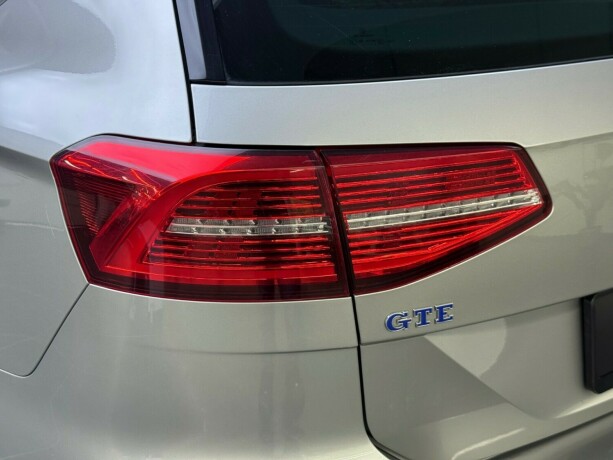 volkswagen-passat-elektrisitetbensin-2016-big-5