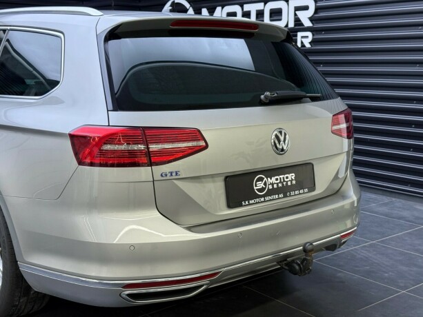 volkswagen-passat-elektrisitetbensin-2016-big-4