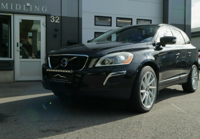 volvo-xc-60-diesel-2012-big-2