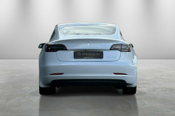 tesla-model-3-elektrisitet-2020-big-31