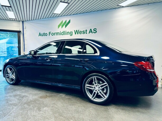 mercedes-benz-e-klasse-elektrisitetbensin-2018-big-4