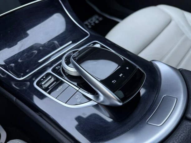 mercedes-benz-c-klasse-elektrisitetbensin-2018-big-26