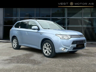 Mitsubishi | Outlander | Elektrisitet+bensin | 2014