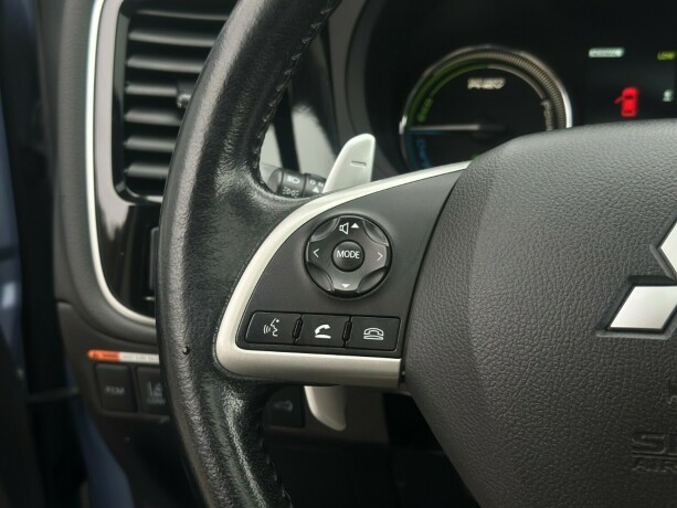 mitsubishi-outlander-elektrisitetbensin-2014-big-26