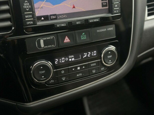 mitsubishi-outlander-elektrisitetbensin-2014-big-19