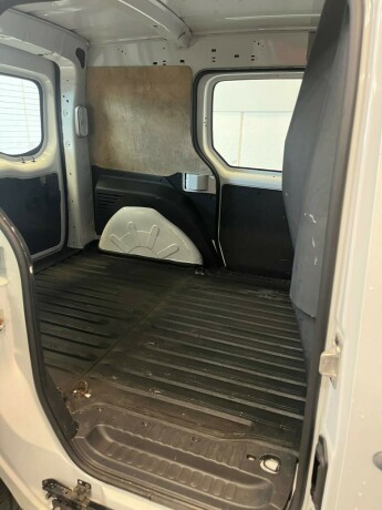 mercedes-benz-citan-diesel-2013-big-21
