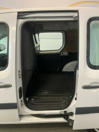 mercedes-benz-citan-diesel-2013-big-18