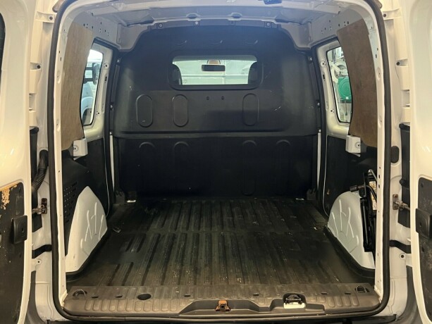 mercedes-benz-citan-diesel-2013-big-22