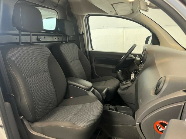 mercedes-benz-citan-diesel-2013-big-16