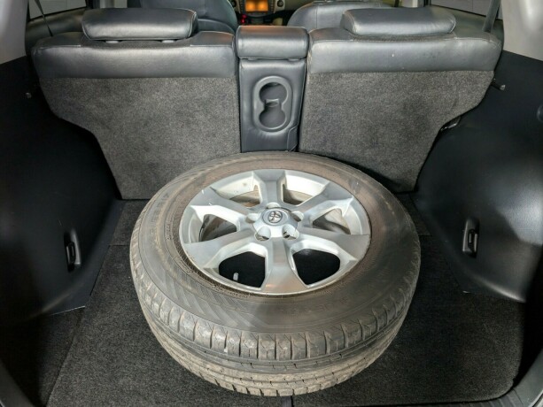 toyota-rav4-bensin-2011-big-25