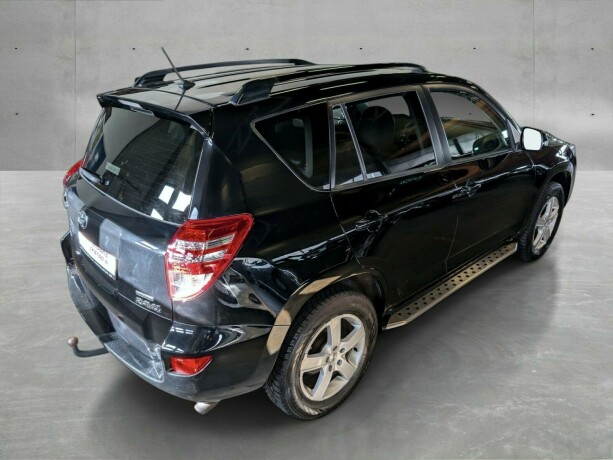 toyota-rav4-bensin-2011-big-7