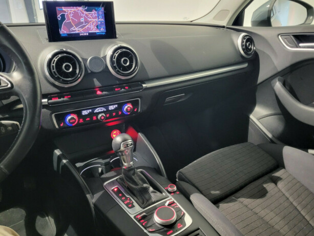 audi-a3-bensin-2014-big-11