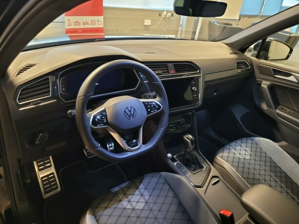 volkswagen-tiguan-elektrisitetbensin-2021-big-24