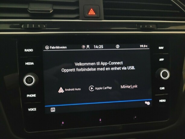 volkswagen-tiguan-elektrisitetbensin-2021-big-36