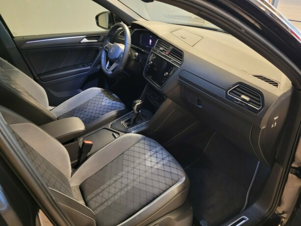 volkswagen-tiguan-elektrisitetbensin-2021-big-16