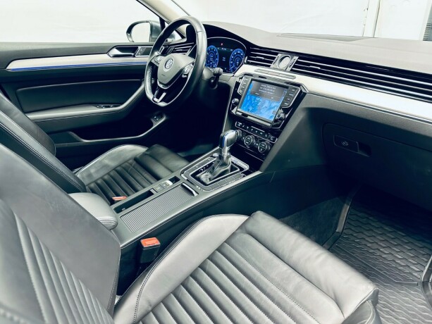 volkswagen-passat-elektrisitetbensin-2016-big-15