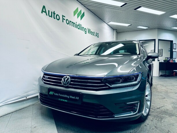 volkswagen-passat-elektrisitetbensin-2016-big-2