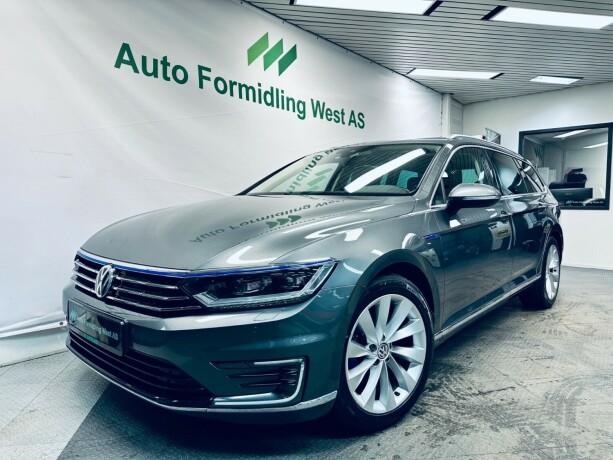 volkswagen-passat-elektrisitetbensin-2016-big-1