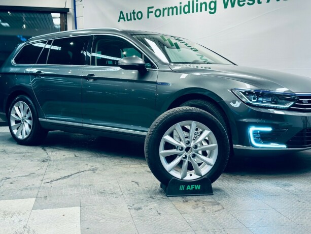 volkswagen-passat-elektrisitetbensin-2016-big-32