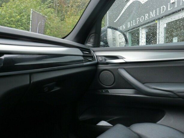 bmw-x5-plug-in-petrol-2016-big-21