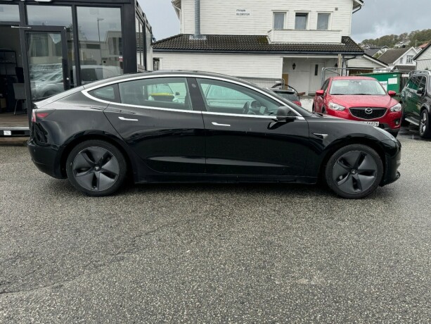 tesla-model-3-elektrisitet-2019-big-3