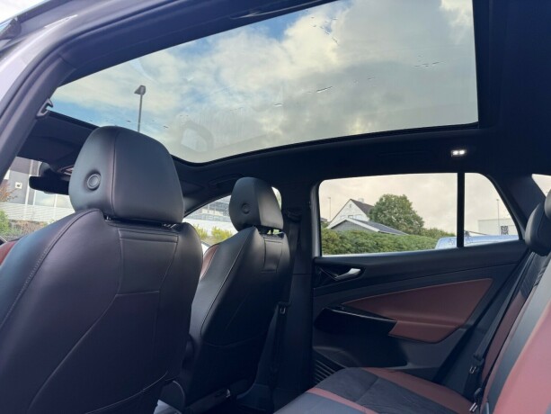 volkswagen-id4-elektrisitet-2022-big-14