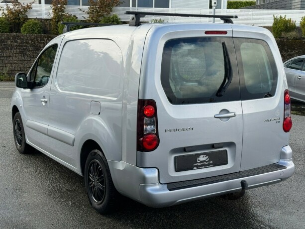 peugeot-partner-diesel-2014-big-5