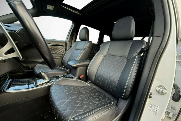 mitsubishi-outlander-elektrisitetbensin-2020-big-16