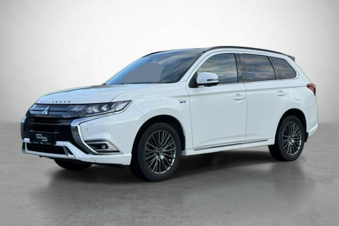 mitsubishi-outlander-elektrisitetbensin-2020-big-0