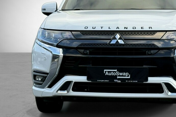 mitsubishi-outlander-elektrisitetbensin-2020-big-3