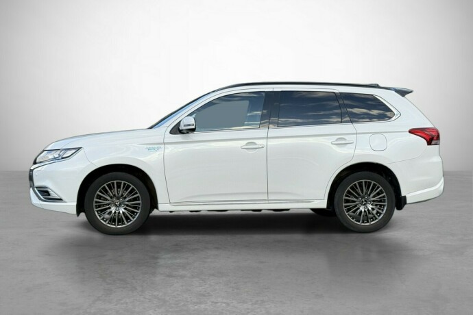 mitsubishi-outlander-elektrisitetbensin-2020-big-7