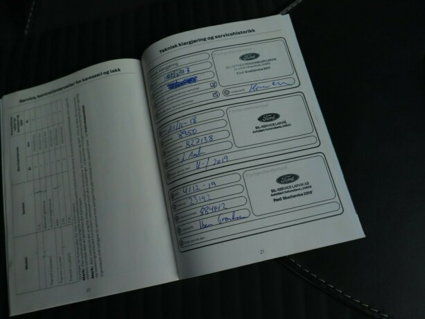 ford-focus-bensin-2018-big-19