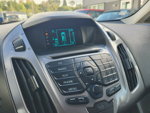 ford-transit-connect-diesel-2017-big-16