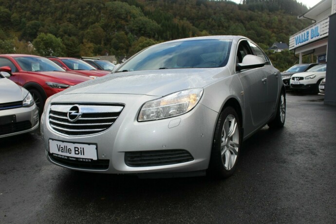 opel-insignia-diesel-2010-big-1
