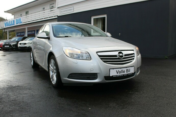 opel-insignia-diesel-2010-big-0
